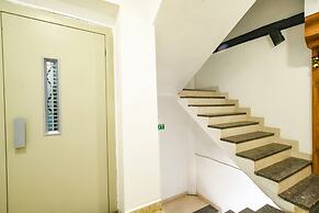 Fabexpress The King Palace