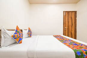 Fabexpress The King Palace