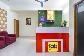 Fabhotel Home Tree Service Apartment Kolathur