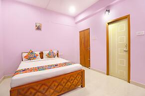 Fabhotel Home Tree Service Apartment Kolathur