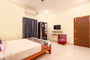 Fabhotel Home Tree Service Apartment Kolathur