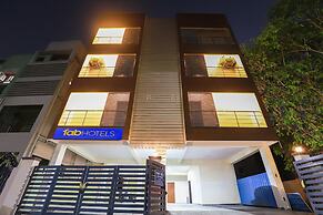 Fabhotel Home Tree Service Apartment Kolathur