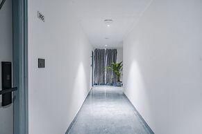 Fabhotel Prime Cloud 5 Studios