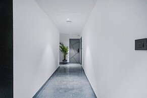 Fabhotel Prime Cloud 5 Studios