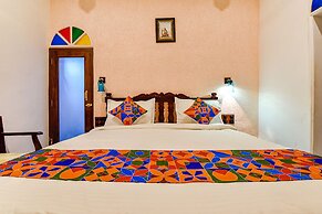 Fabhotel Ambika Chirwa House