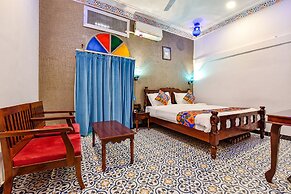 Fabhotel Ambika Chirwa House