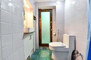 Fabhotel Ambika Chirwa House