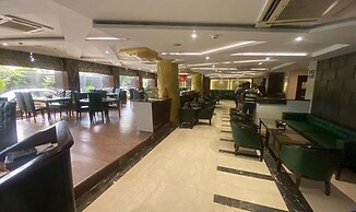 Fabhotel Prime B City Mark