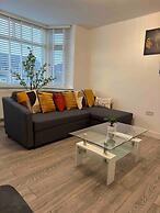 3-bed Home, Sleeps 8, Ideal for Large Groups