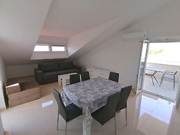 Cozy Sea View Apartments Cora 2