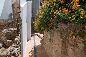 Portas do Céu Apartments