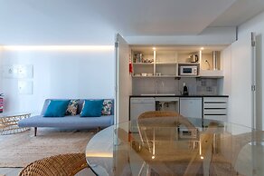 Portas do Céu Apartments