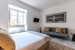 Portas do Céu Apartments