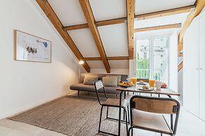 Portas do Céu Apartments