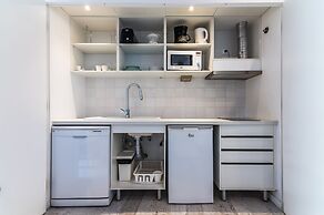 Portas do Céu Apartments