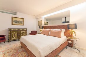 Portas do Céu Apartments