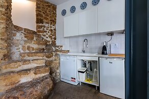 Portas do Céu Apartments