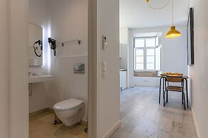 Portas do Céu Apartments