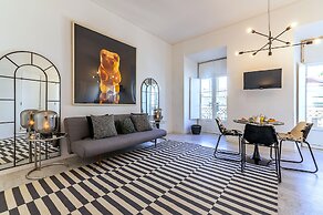 Portas do Céu Apartments