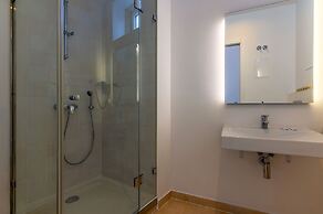 Portas do Céu Apartments