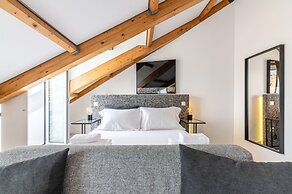 Portas do Céu Apartments