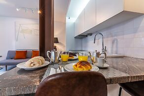 Portas do Céu Apartments