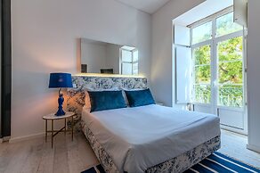 Portas do Céu Apartments