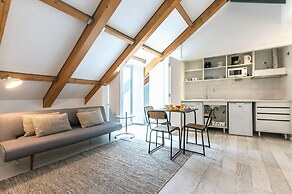 Portas do Céu Apartments