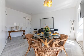 Portas do Céu Apartments