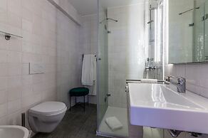 Portas do Céu Apartments