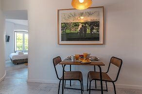 Portas do Céu Apartments