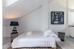 Portas do Céu Apartments