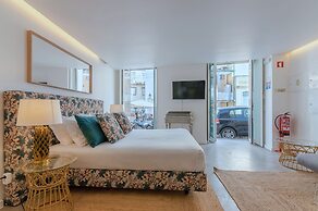 Portas do Céu Apartments