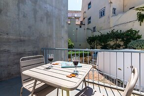 Portas do Céu Apartments