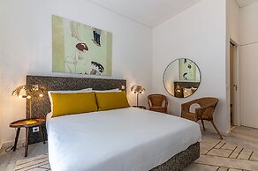 Portas do Céu Apartments