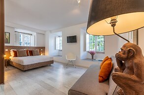 Portas do Céu Apartments