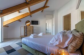 Portas do Céu Apartments