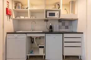 Portas do Céu Apartments