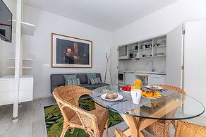 Portas do Céu Apartments