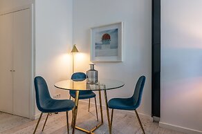 Portas do Céu Apartments