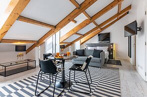 Portas do Céu Apartments