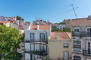 Portas do Céu Apartments