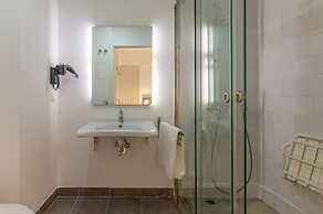 Portas do Céu Apartments