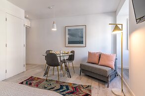 Portas do Céu Apartments