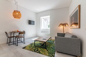 Portas do Céu Apartments