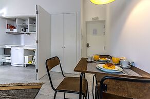 Portas do Céu Apartments