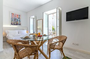 Portas do Céu Apartments