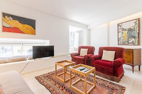 Portas do Céu Apartments