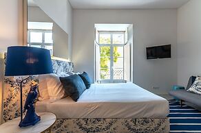 Portas do Céu Apartments