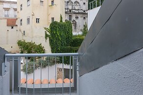 Portas do Céu Apartments